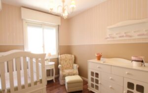 Leia mais sobre o artigo Como decorar quarto de bebê? Conheça 8 estilos e 11 dicas!