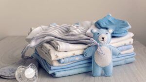 Leia mais sobre o artigo Melhores sites para comprar roupas de bebê: confira 8 opções