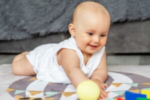 Leia mais sobre o artigo 7 atividades sensoriais para bebê