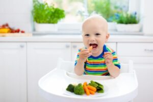 Leia mais sobre o artigo Cardápio para introdução alimentar: confira 3 sugestões para o pequeno
