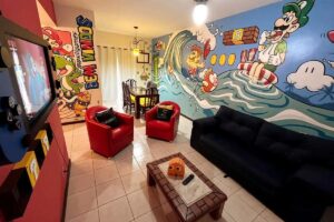 Leia mais sobre o artigo Apartamento temático em Cabo Frio é ideal para fãs de gamers (veja fotos)