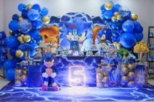 Leia mais sobre o artigo Decoração do Sonic: cores, balões, painel de fundo e mais!