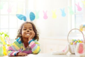 Leia mais sobre o artigo Ensaio de Páscoa infantil: preparação, decoração e ideias de look