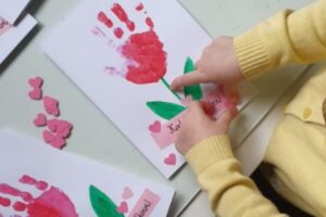 Leia mais sobre o artigo 7 lembrancinhas de Dia das Mães fáceis de fazer na escola