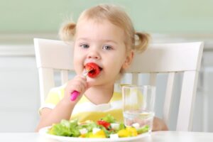 Leia mais sobre o artigo O que fazer de diferente para criança comer? Veja ideias incríveis!