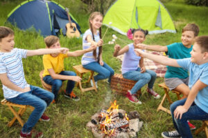 Leia mais sobre o artigo Vai acampar com os amigos? 5 dicas para evitar perrengues